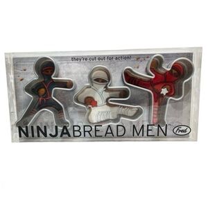 NEW Ninja Bread Men Cookie Cutters-- Set of 3 Fred & Friends-- Karate Baking